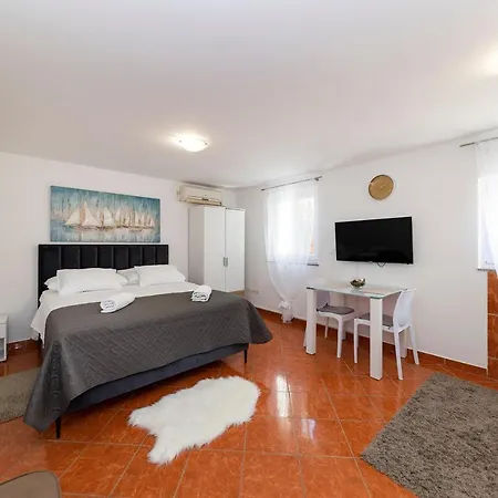 Apartmani Valentina