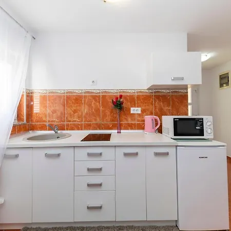 Apartmani Valentina *